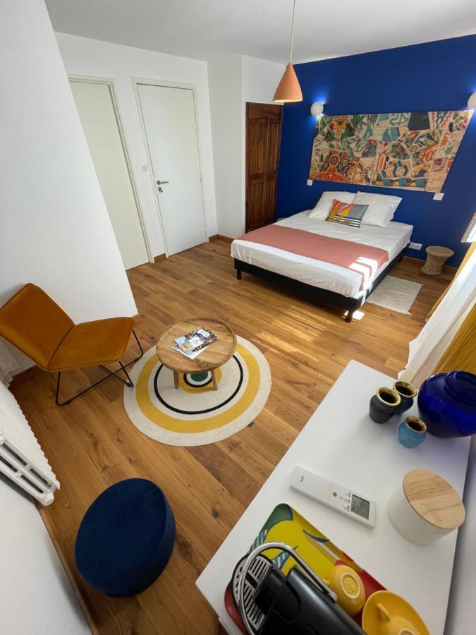 O Trois Puits Hotell Laburgade Exteriör bild