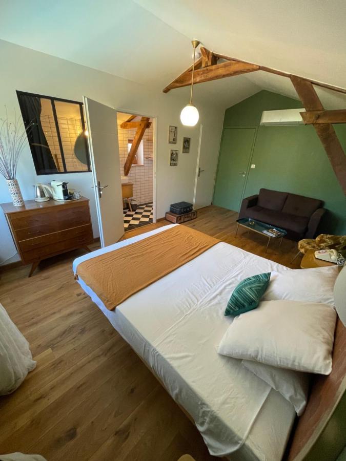 O Trois Puits Hotell Laburgade Exteriör bild